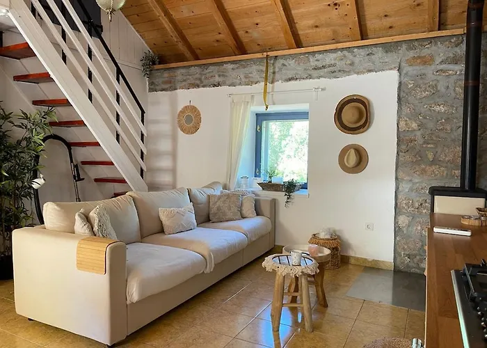 Vikendica Toni By Botanica Traditional Stone House *