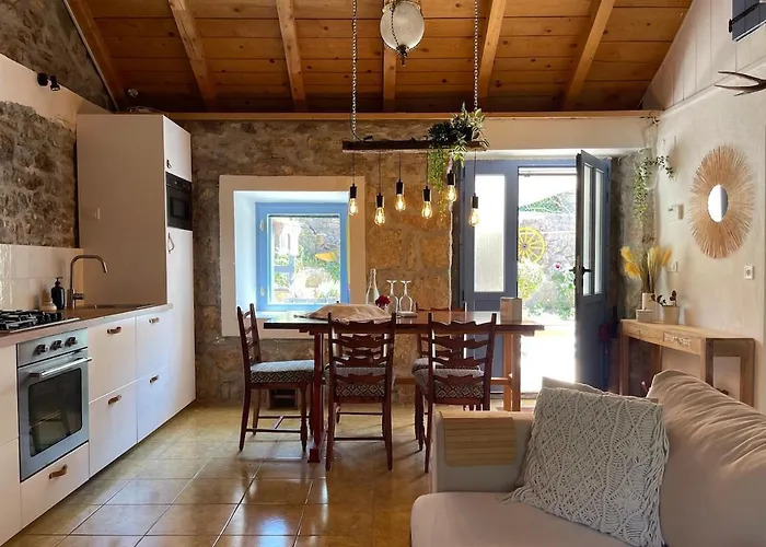 Toni By Botanica Traditional Stone House