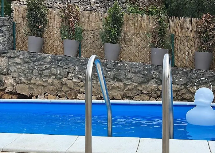 Toni By Botanica Traditional Stone House